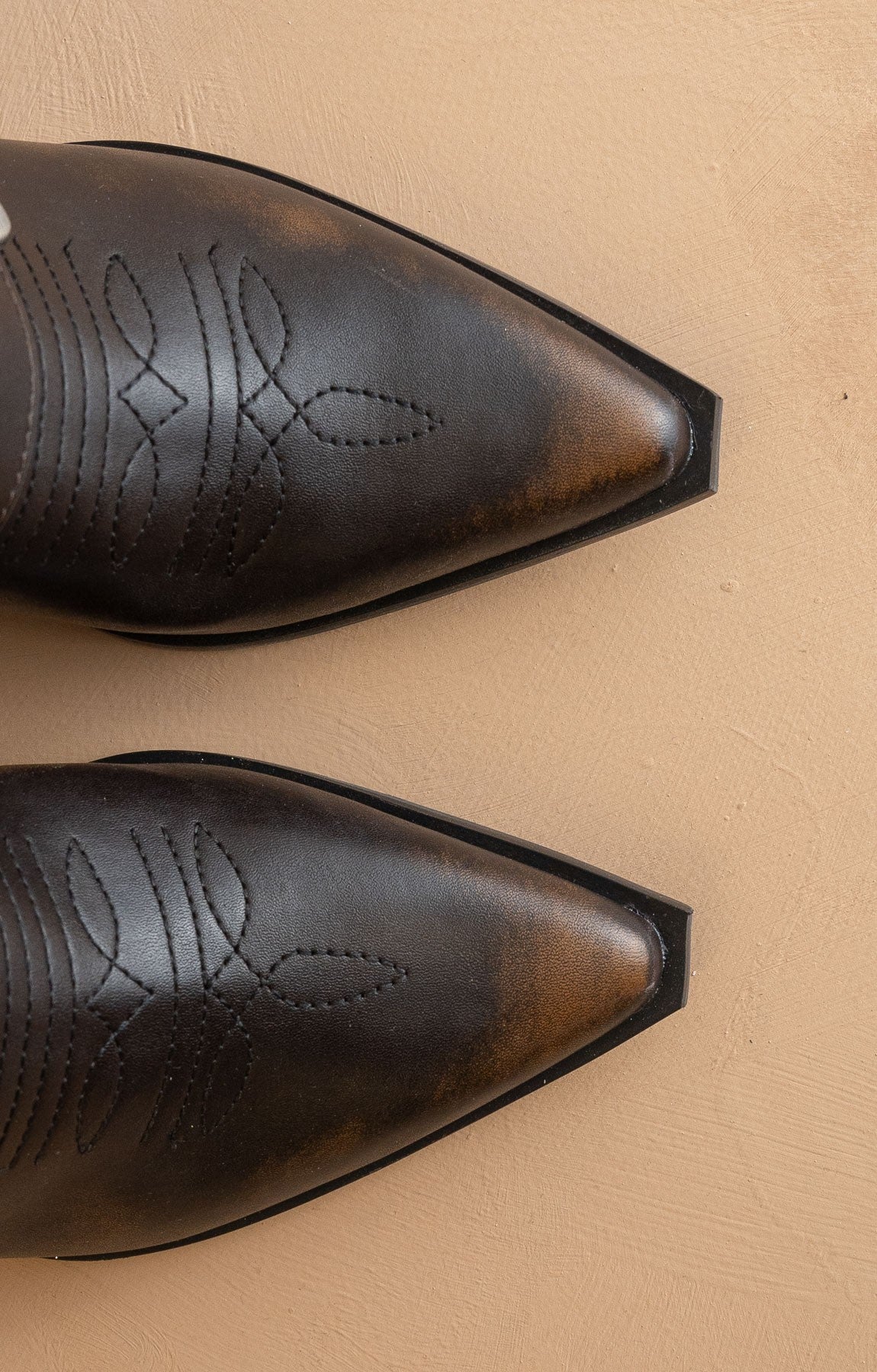 Oasis Society Dixie Mules